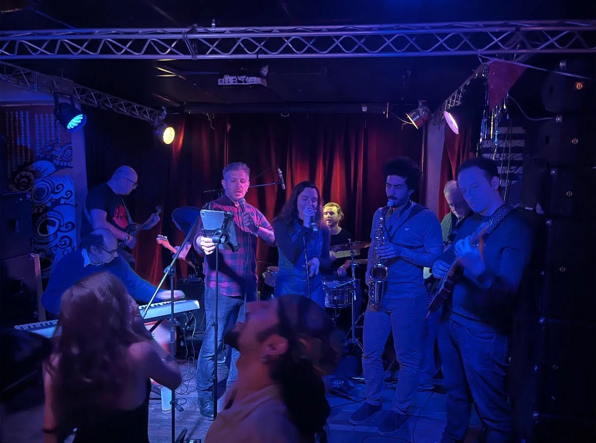 Paris Expats Jam Cover