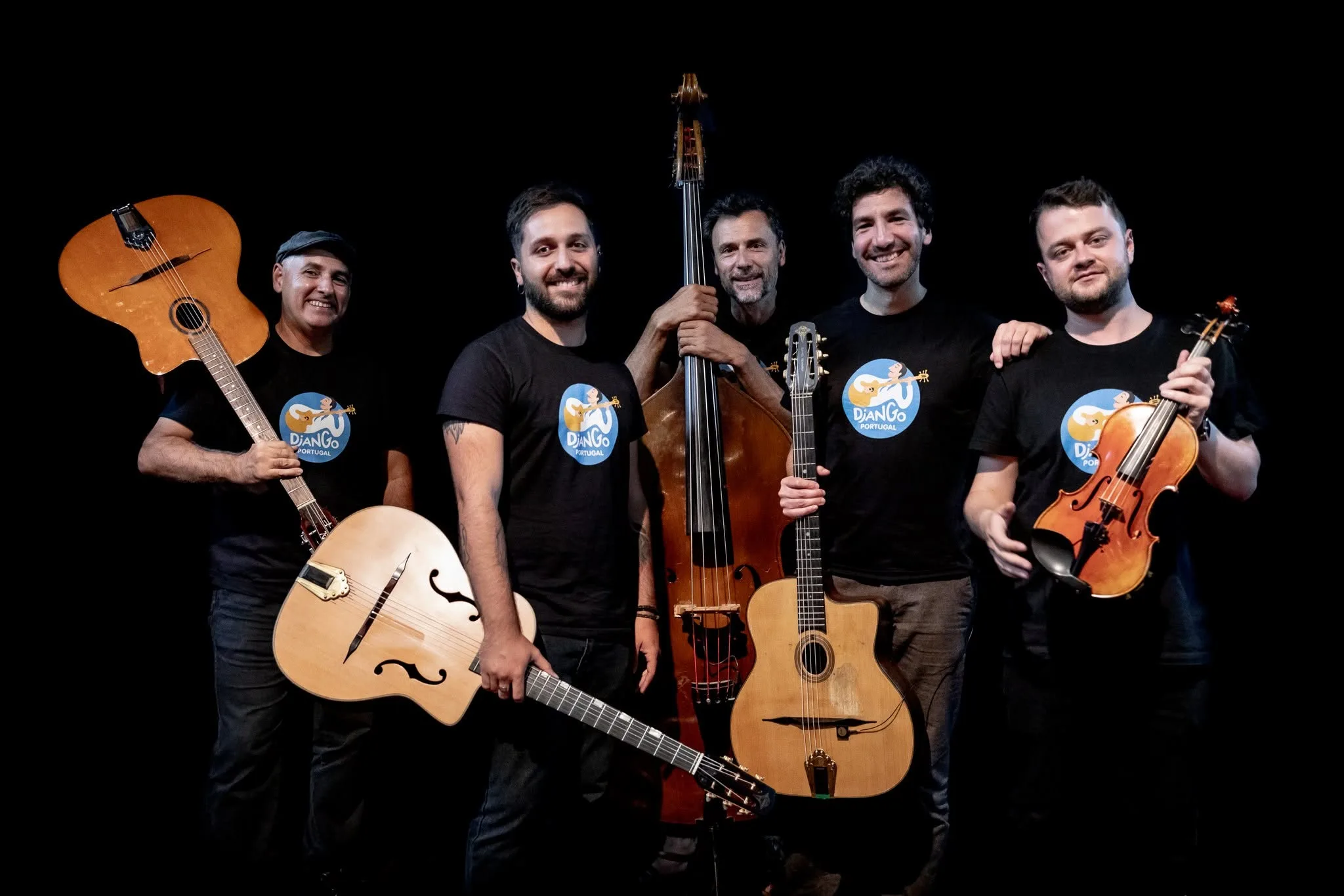 Hot Club International Cover