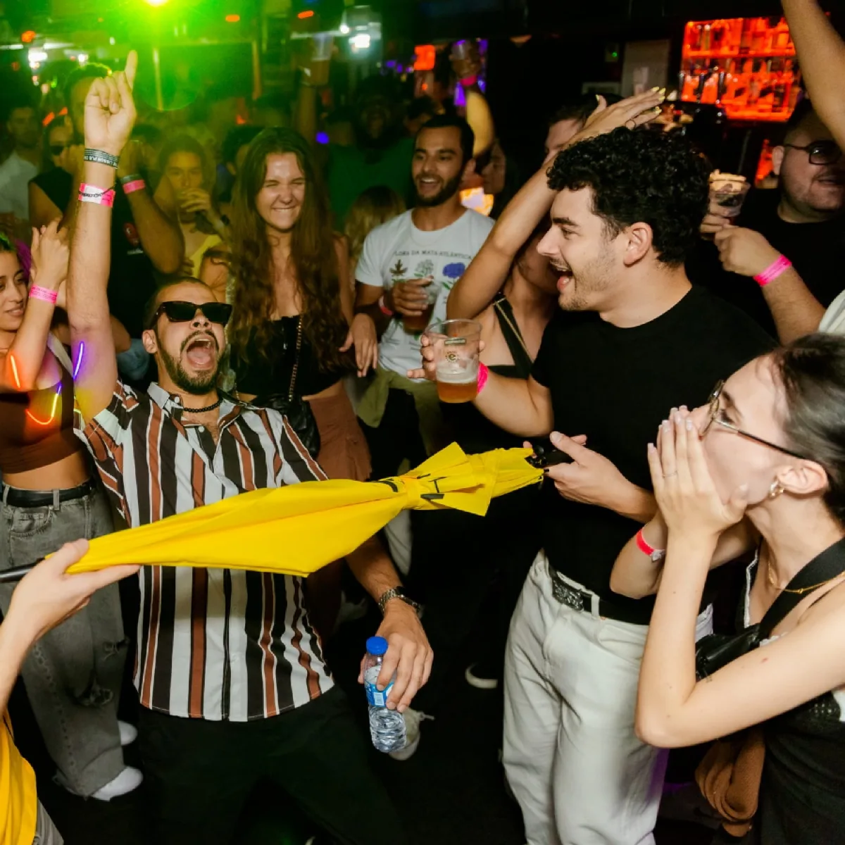 Lisboa Crazy Party, With Dj, Open Bar & Vip Club Cover