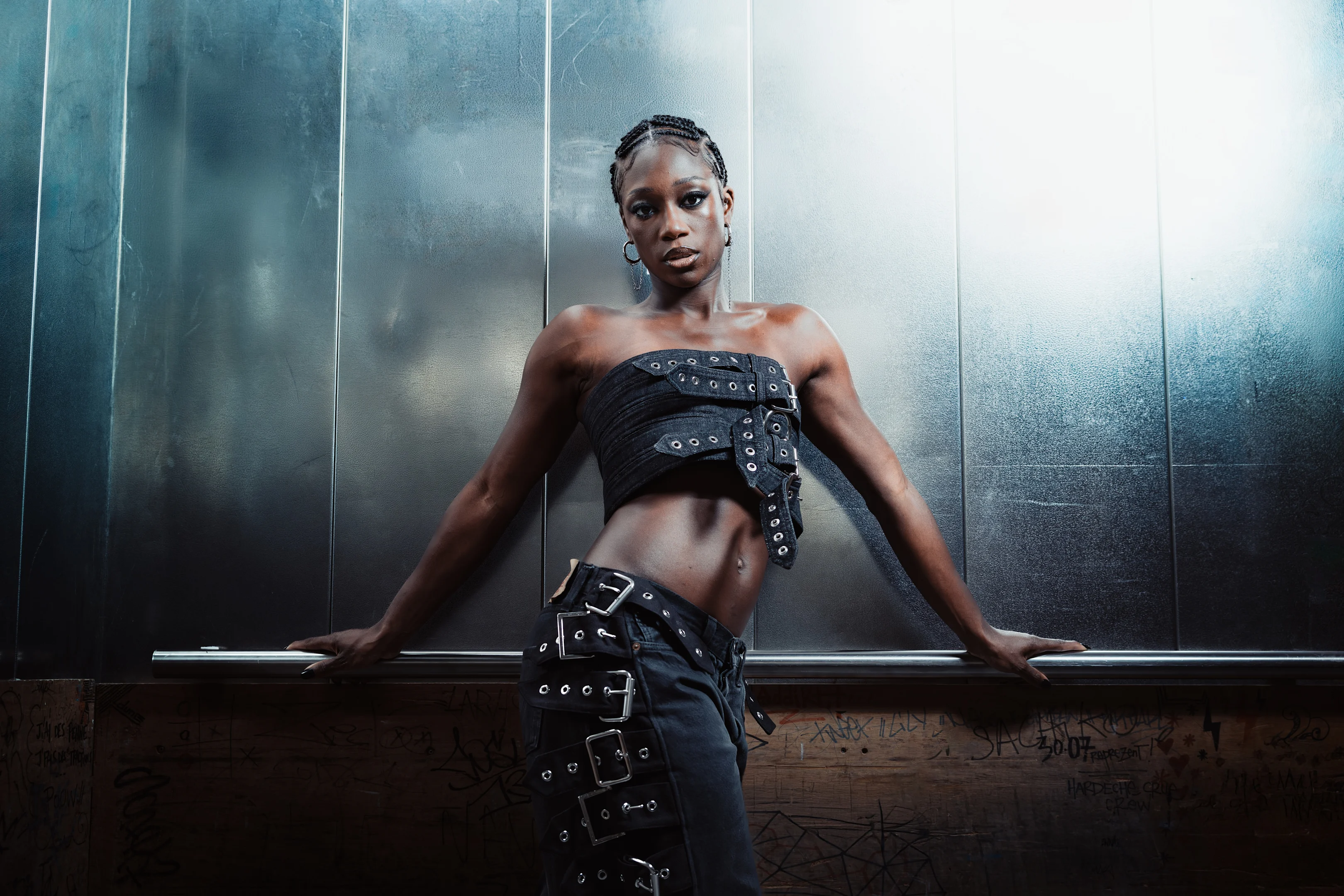 Juste Shani + Mona Guba - Le Gueulard Plus Cover