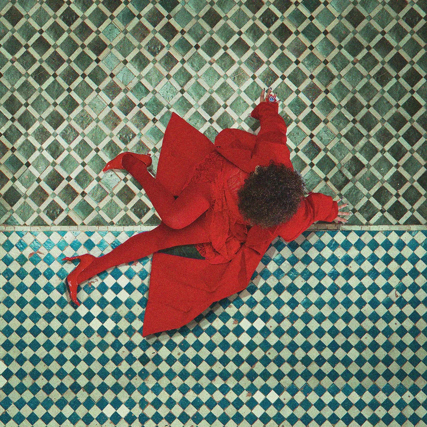 Inès Defontaine Cover