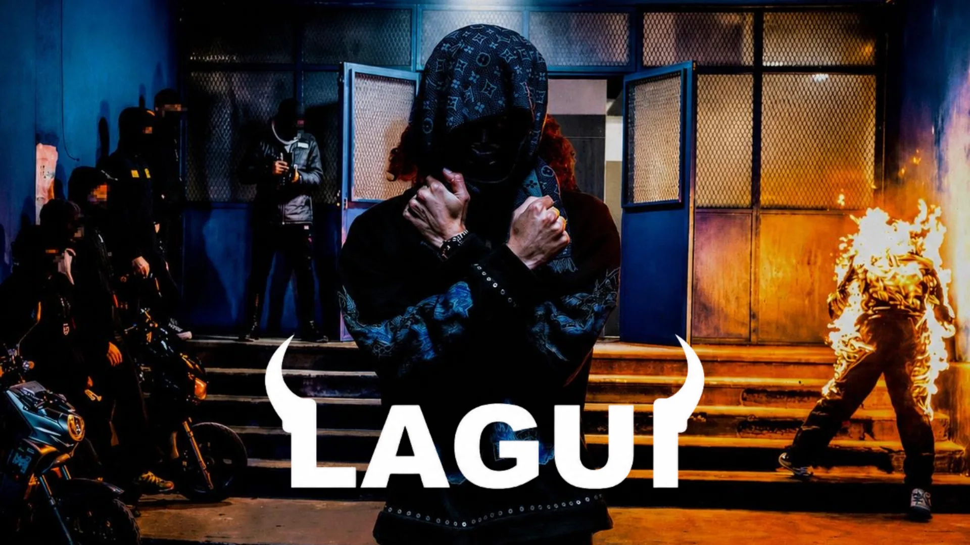 Lagui En Showcase A La Villa Gruissan Cover