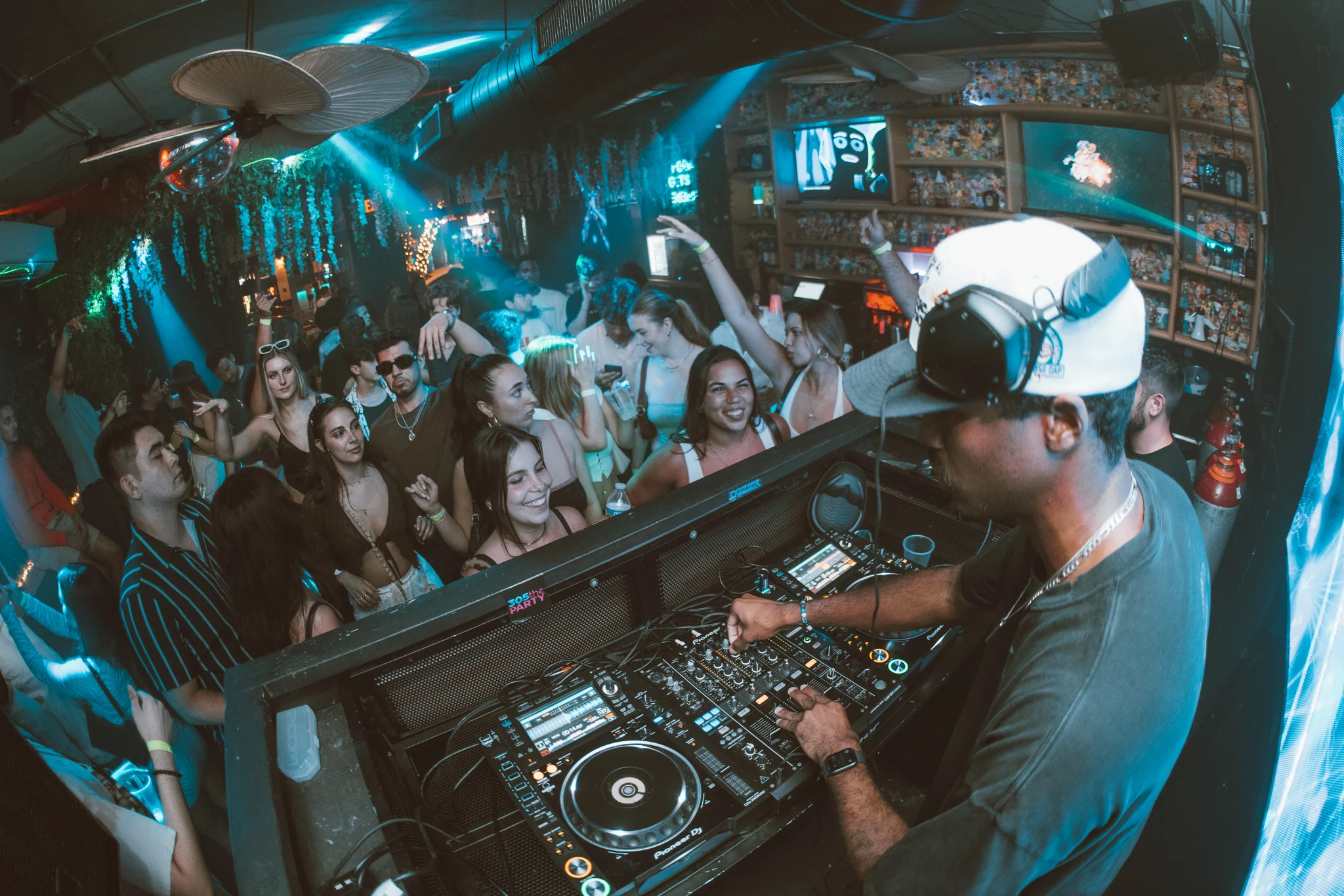 Underground Thursday (House Music) Cover