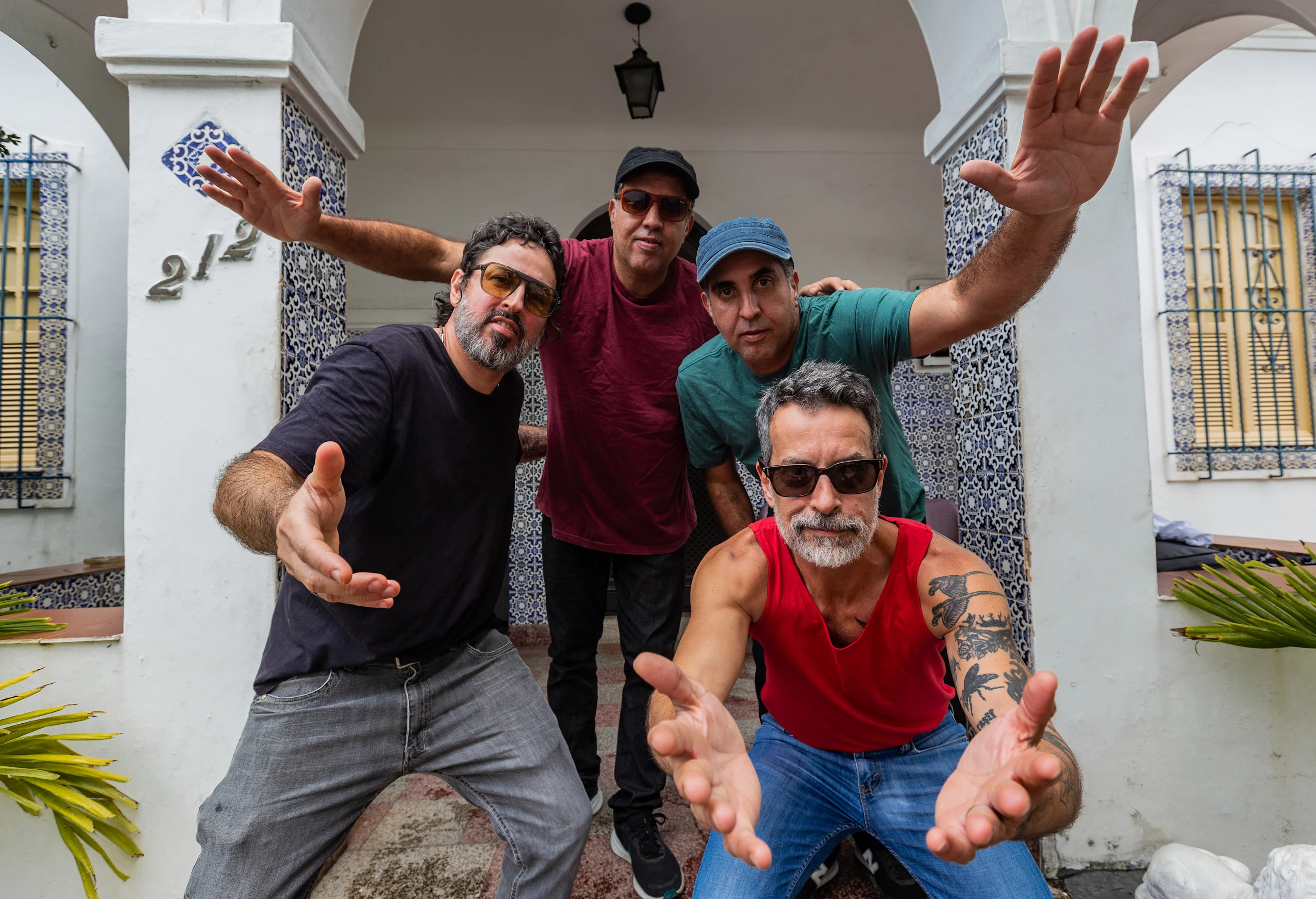 2 Anos De História Da Berê Com Banda Eddie Em Salvador Cover