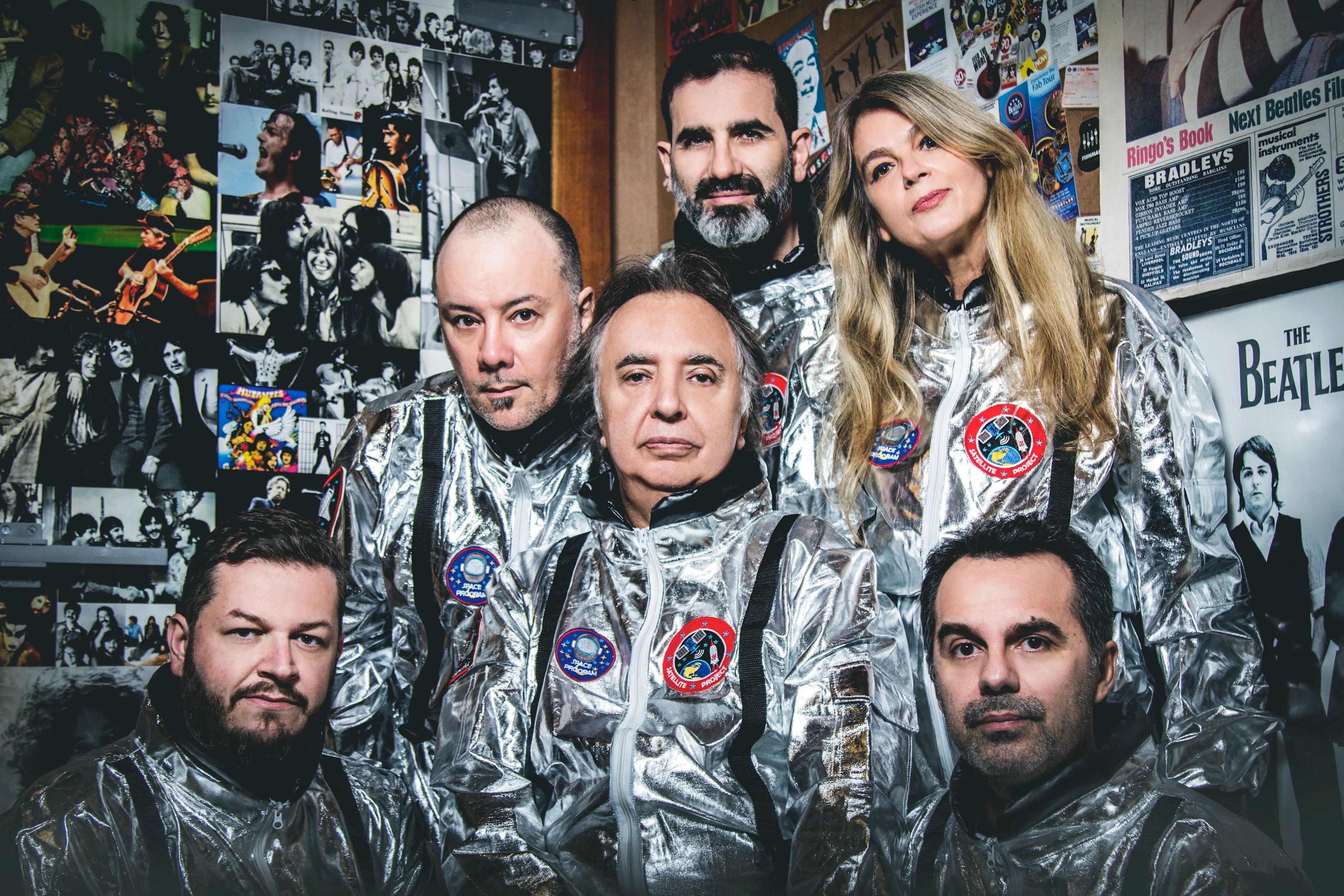 Zeyzey Presents: Os Mutantes Cover