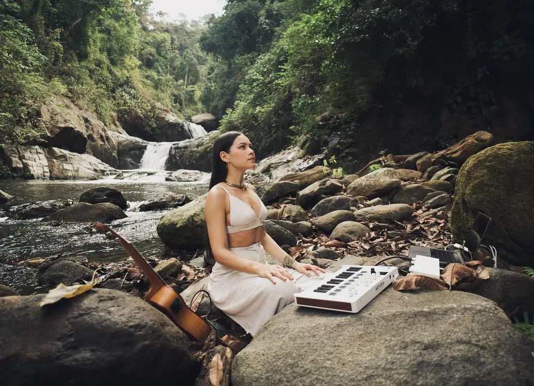 Eva Peroni + Dj Set By Manumat Cover
