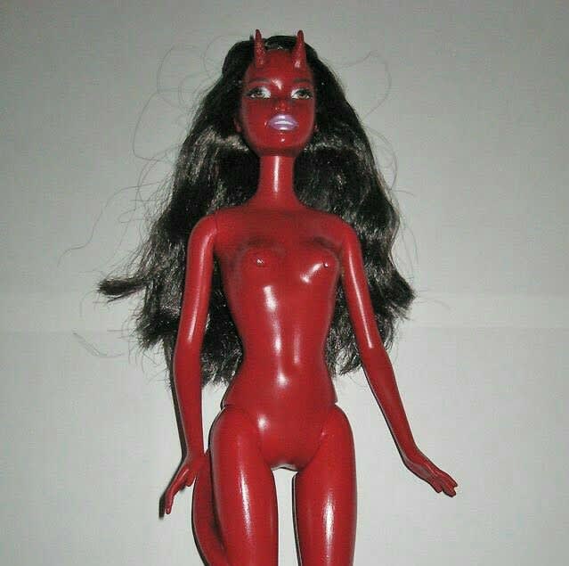Voluptas  Cover