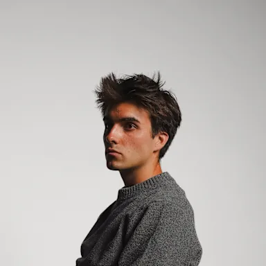 AIMÉ.