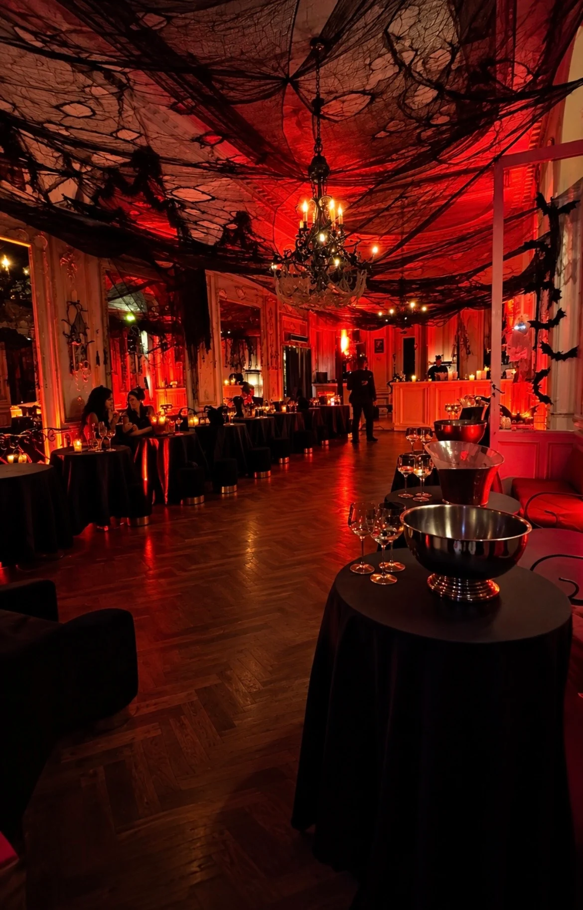 Samedi 31 Octobre: Halloween @ Cabaret Hanté (Paris Centre)