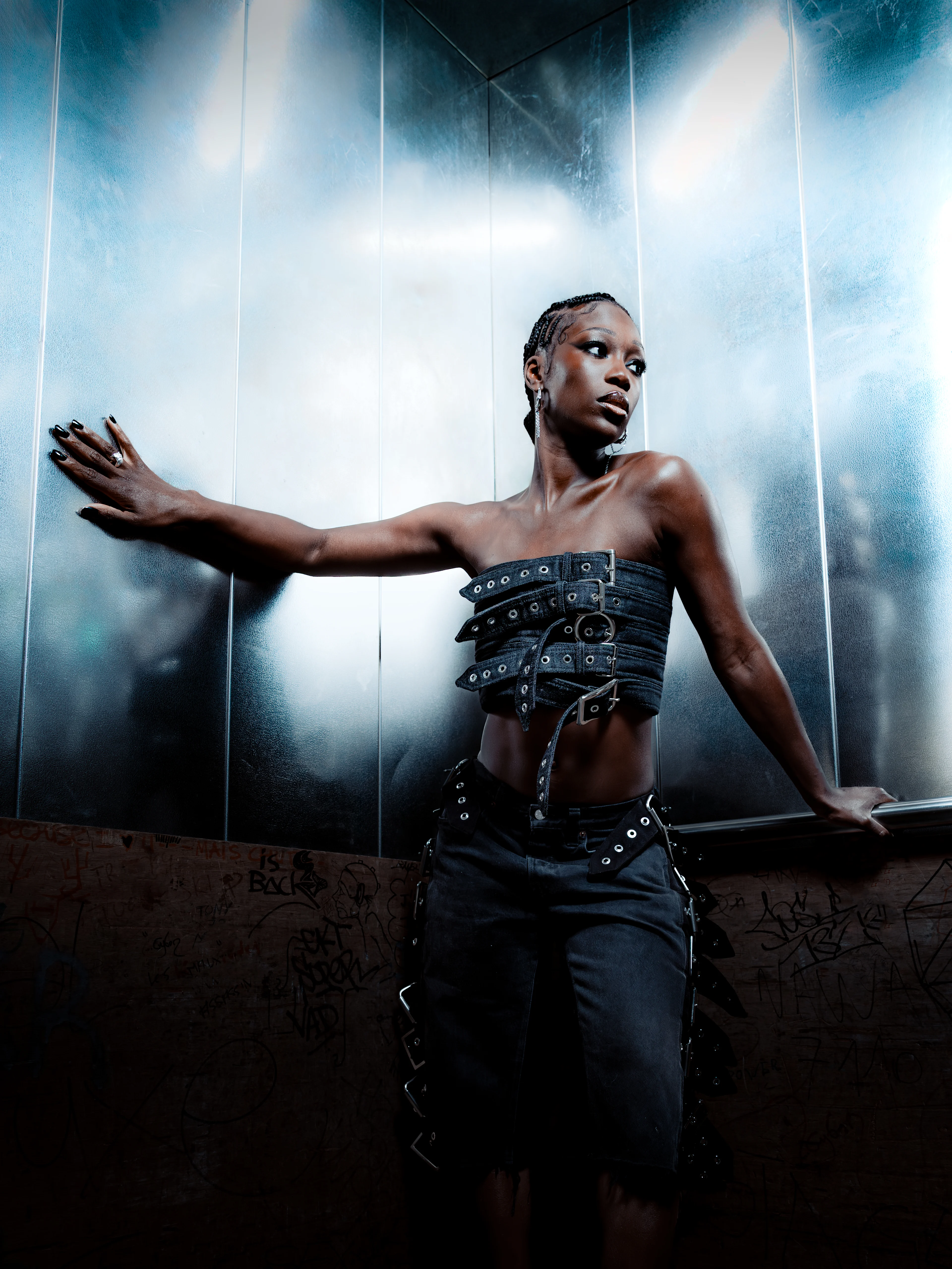 Juste Shani + Mona Guba - Le Gueulard Plus