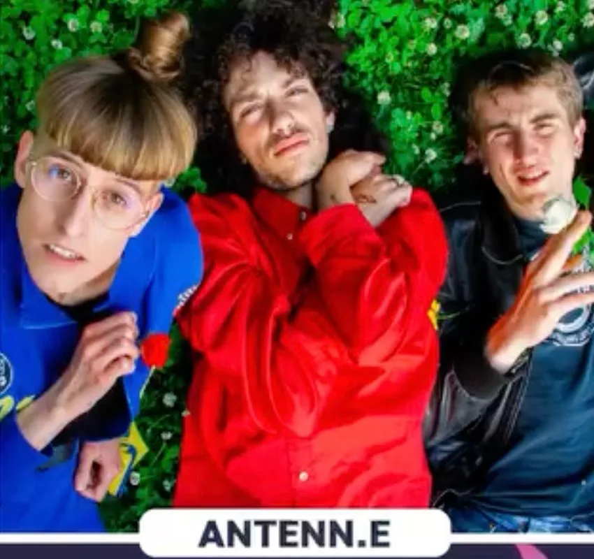 Antenn.E (Release-Party) + Liiek + Rive Droite Country Club