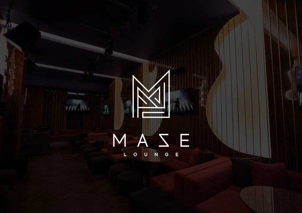 Maze Lounge: Formula 1 Race Weekend