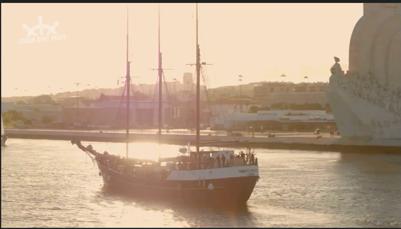 Lisbon Boat Party | 4 Hours Sunset With Dj