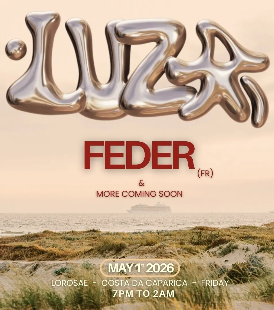 Luza Invite Feder At The Beach