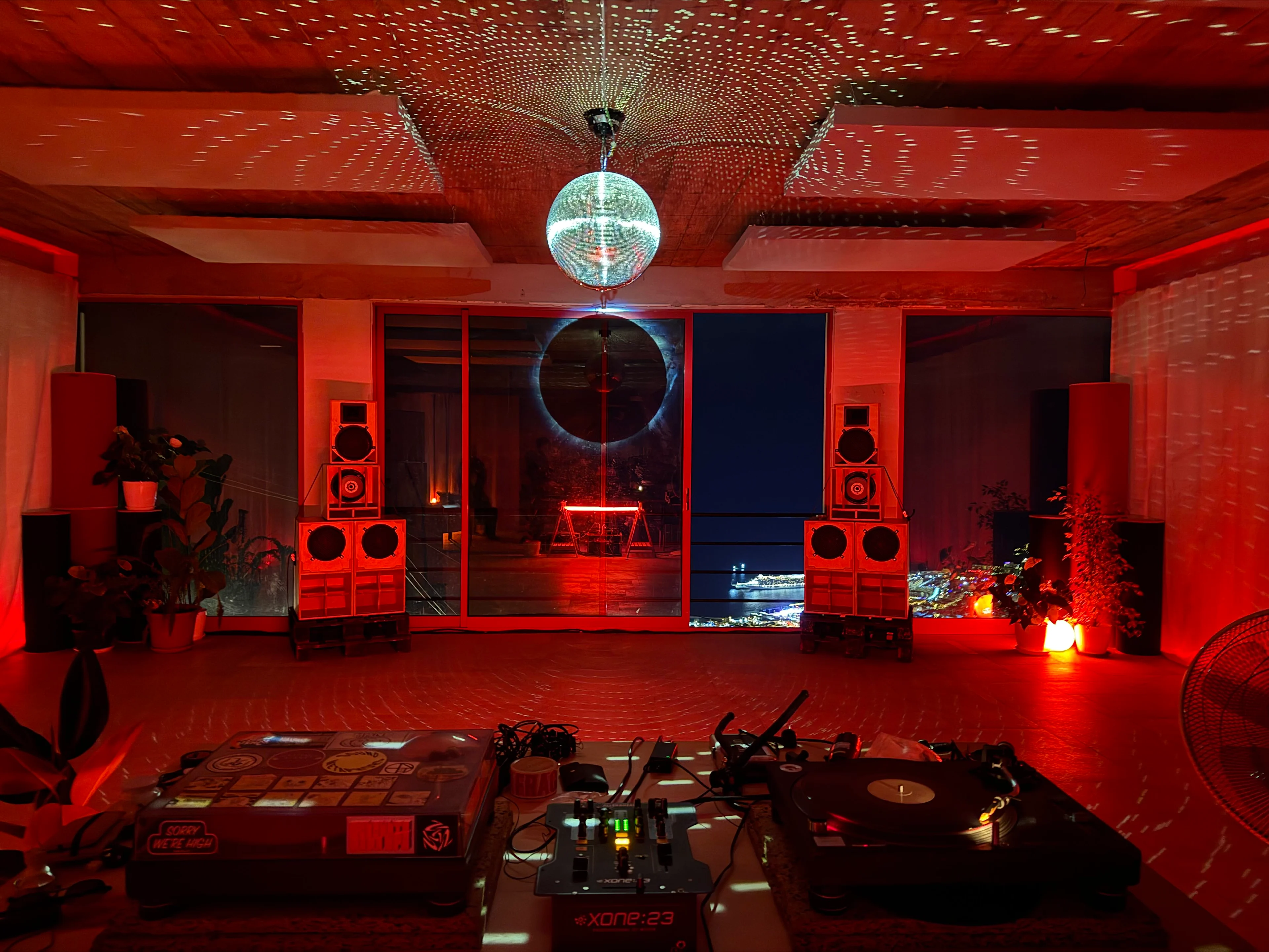 Pitanga Discos Nye