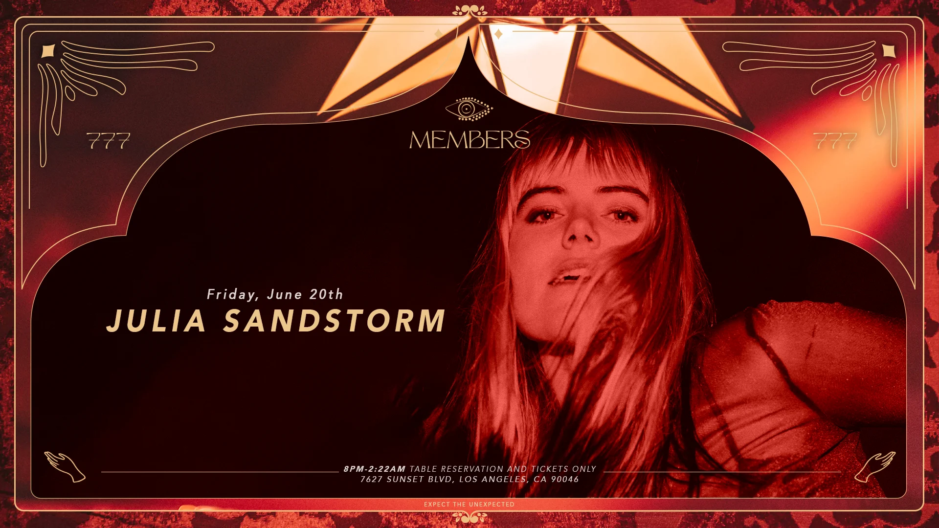 Members Presents : Julia Sandstorm