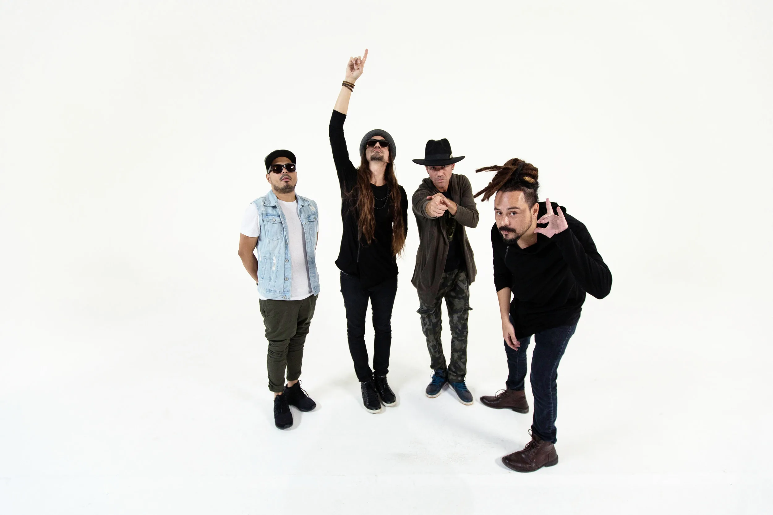 Zeyzey Presents: Halloween With Locos Por Juana + Msbss