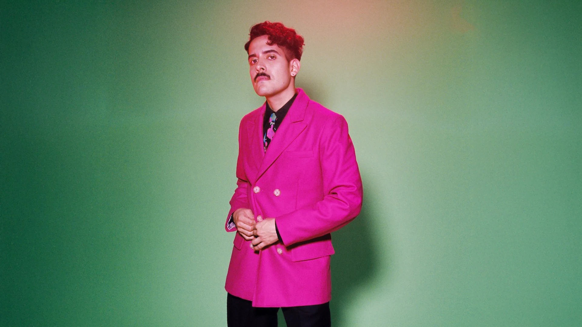 Neon Indian (Dj Set) + La Nina Brava