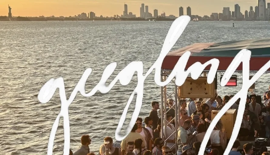 Resolute Presents: Giegling Boat Party