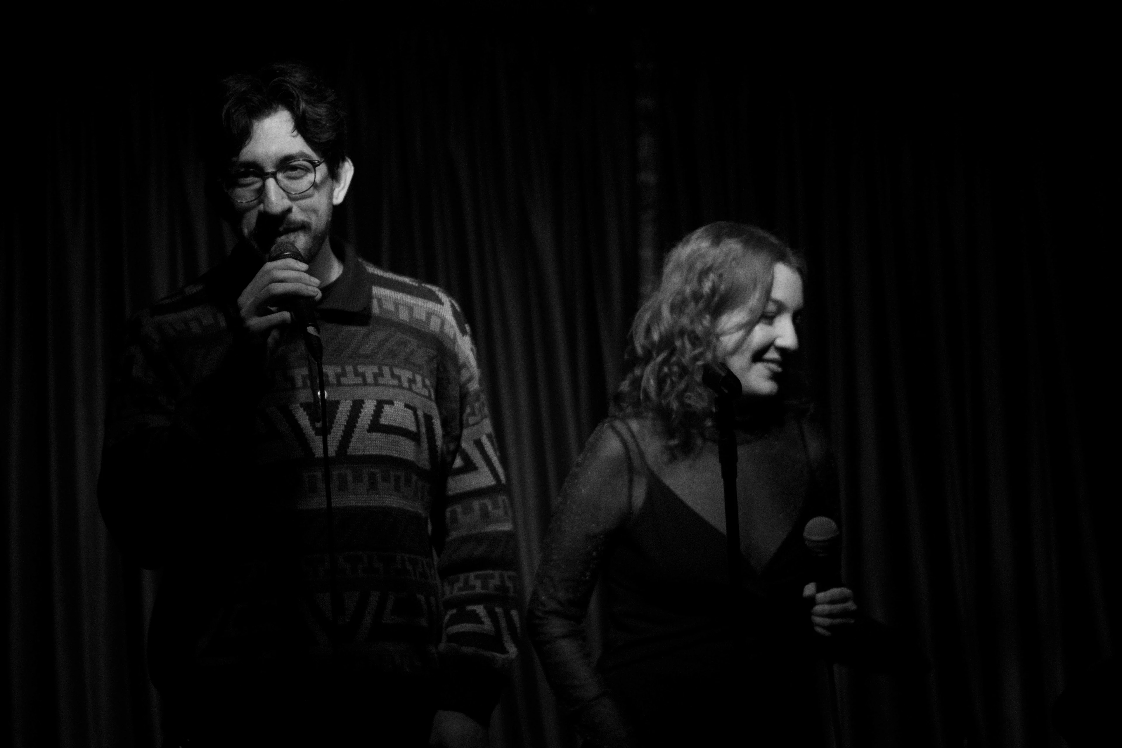 Giovanna Bertolini E Daniel Gutierrez No Mafalda Café