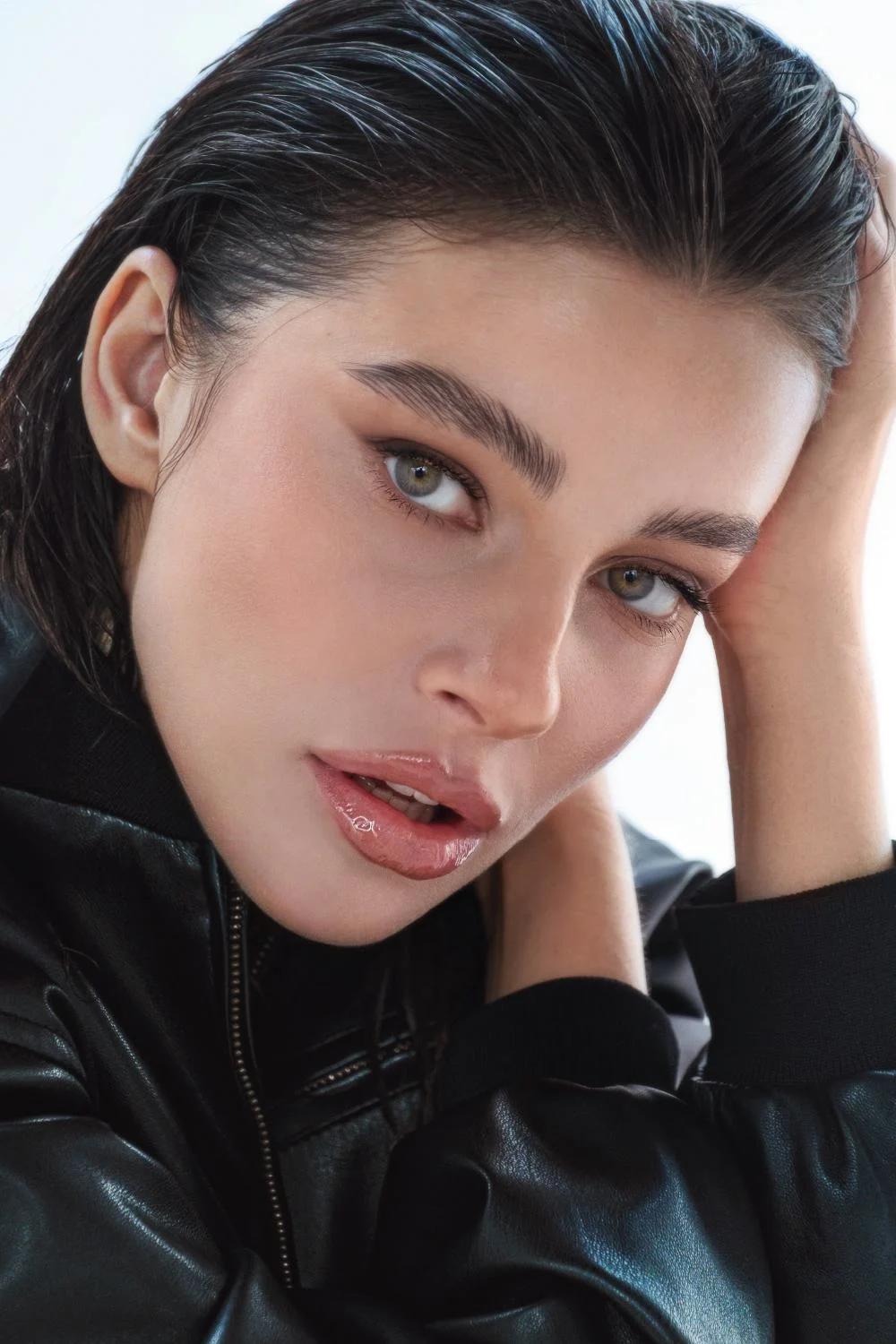 S. Society : Anfisa Letyago, Amour Noir, Jo Kovaa