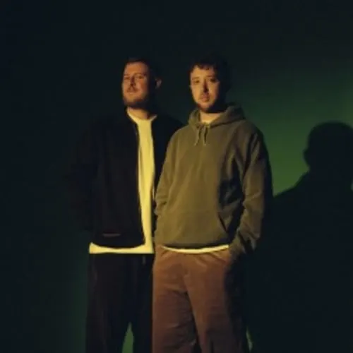 Pola & Bryson