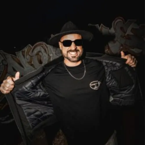 Kev Lavigne