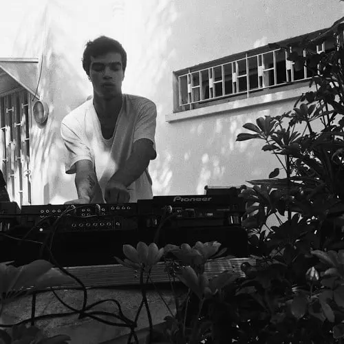//BNZ//