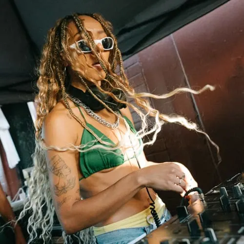 Karolla Dj