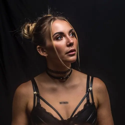 AXELLE