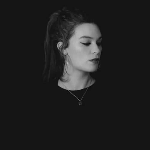 INÈS MYLAA