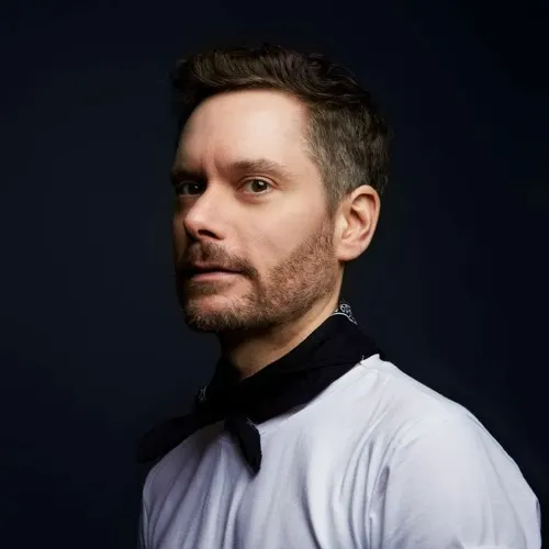 Jamie Bull