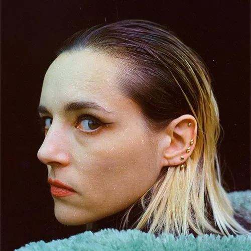 Jehnny Beth