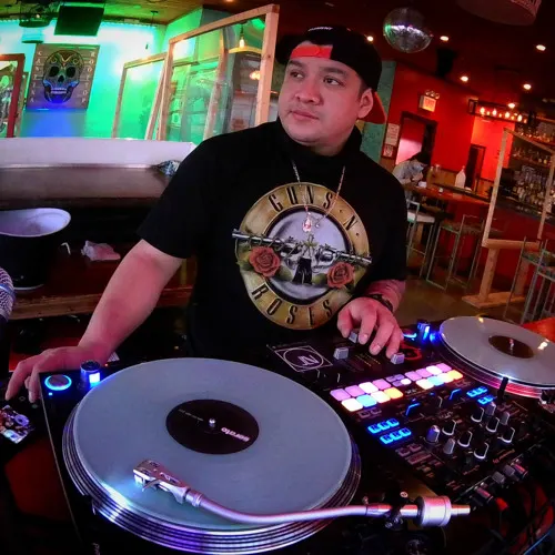 DjDeckoe