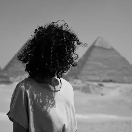 Sarah Adjou