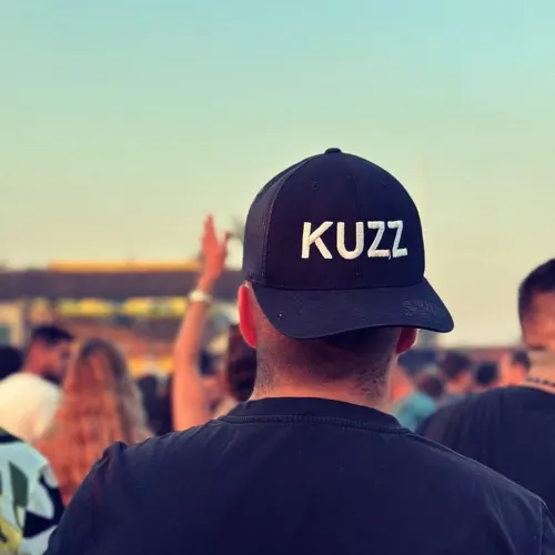 KUZZ deejay