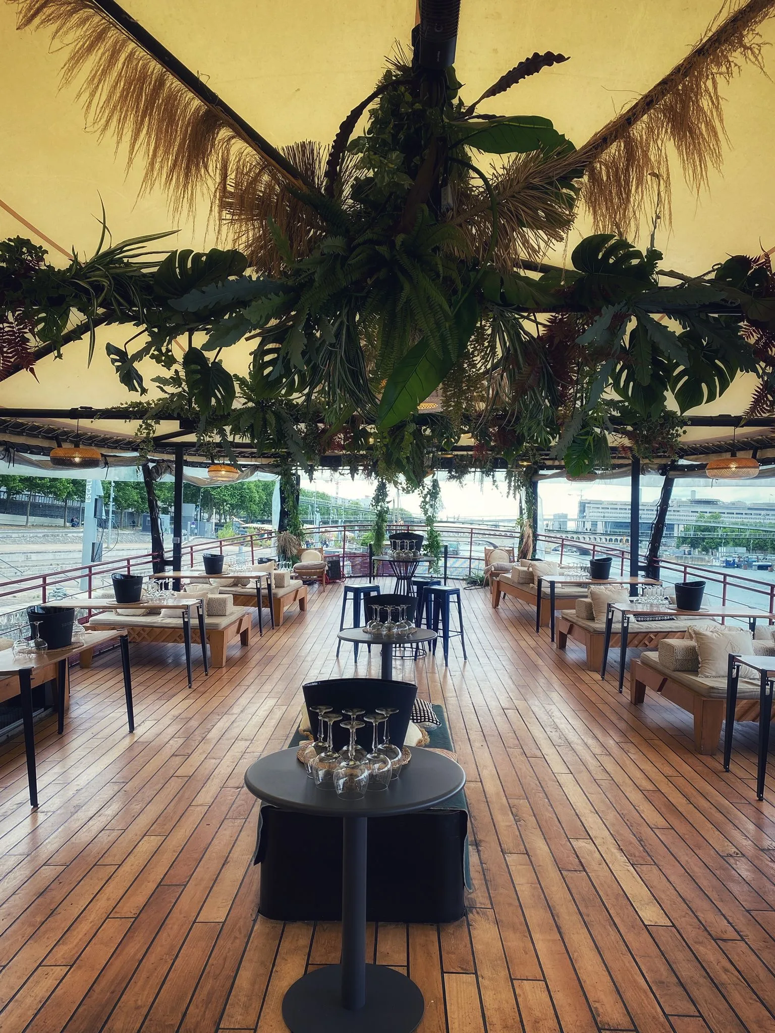 Sam 27/09 (19h-5h), Rooftop Festif: Terrazza By Night Birds