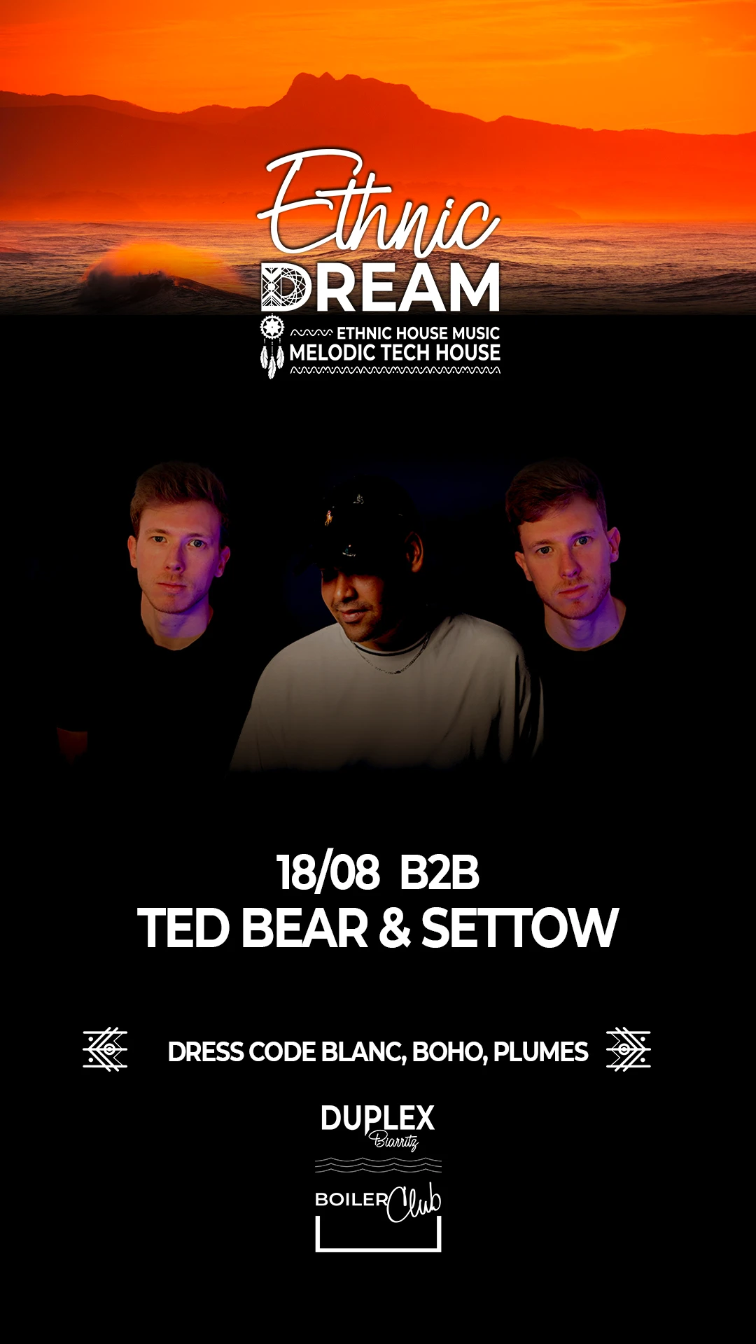 18/08 Ethnic Dream : Ted Bear & Settow