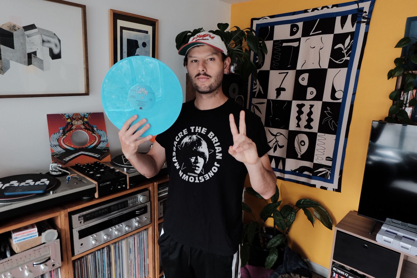 Read The Room W/ Felipe Gordon