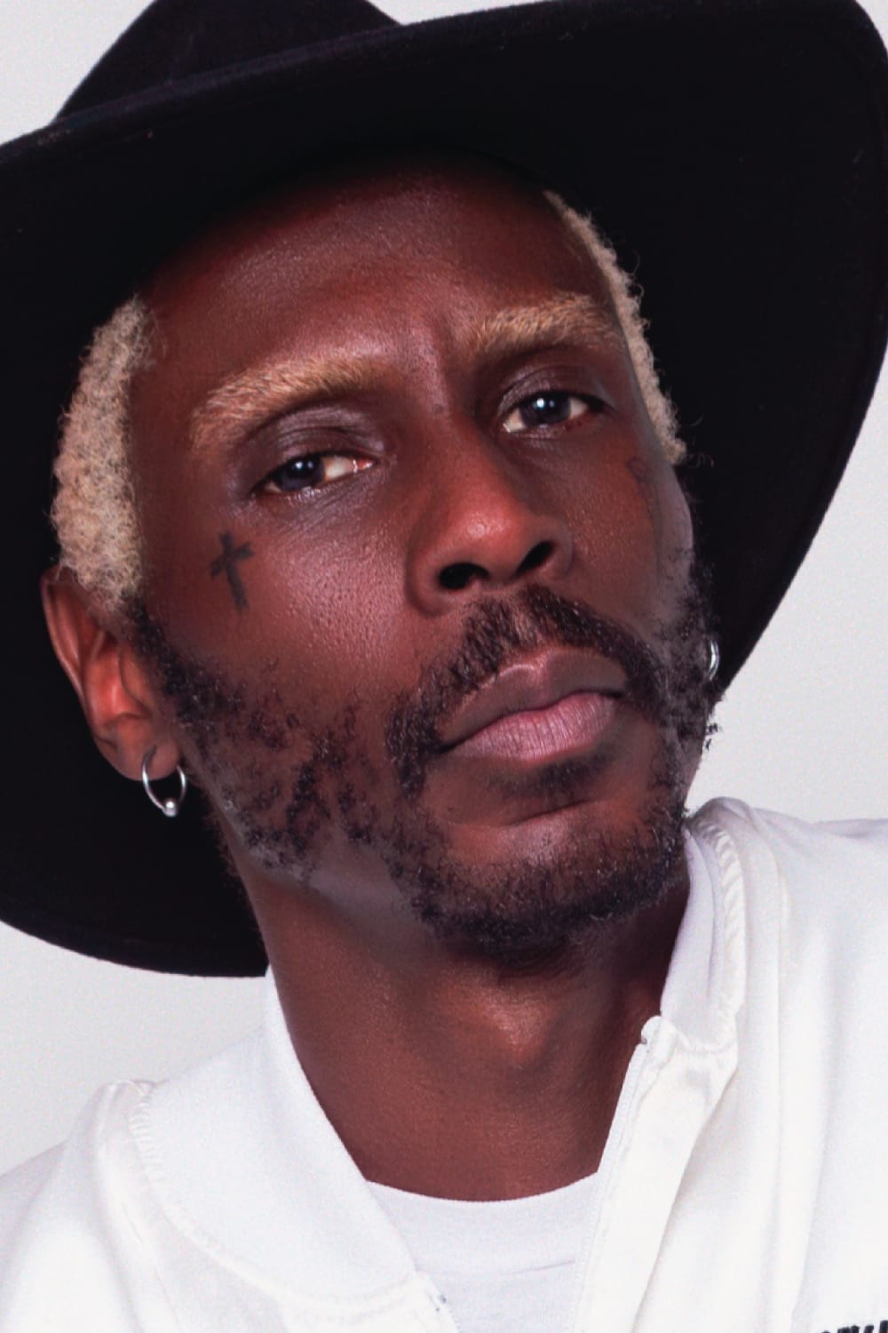 Black Artist Database : Josh Caffé, Niks, Pedro Bertho