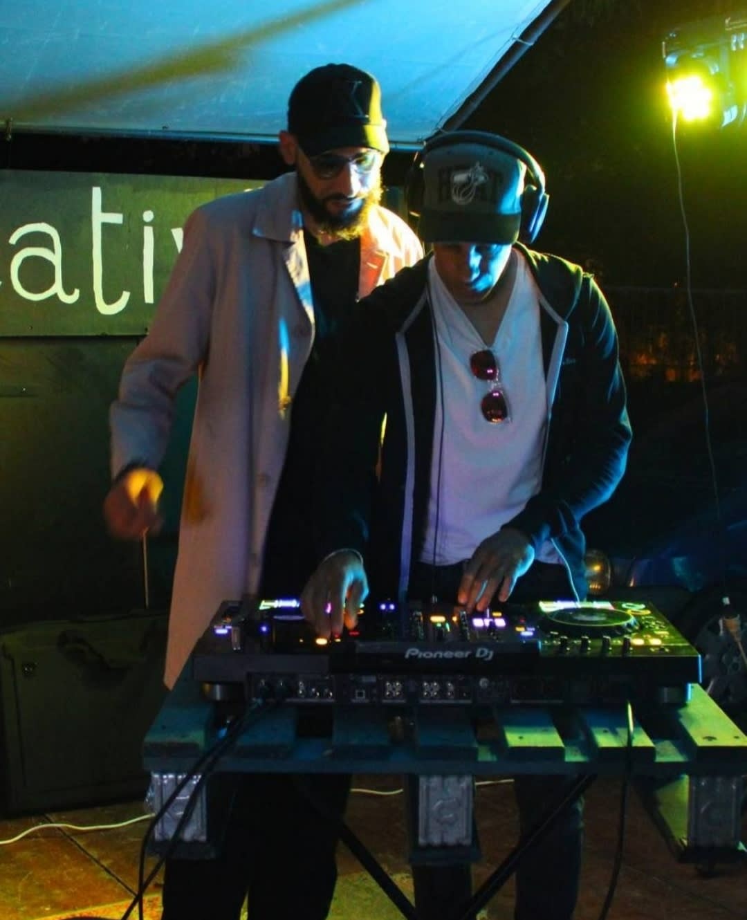 Dj Set House