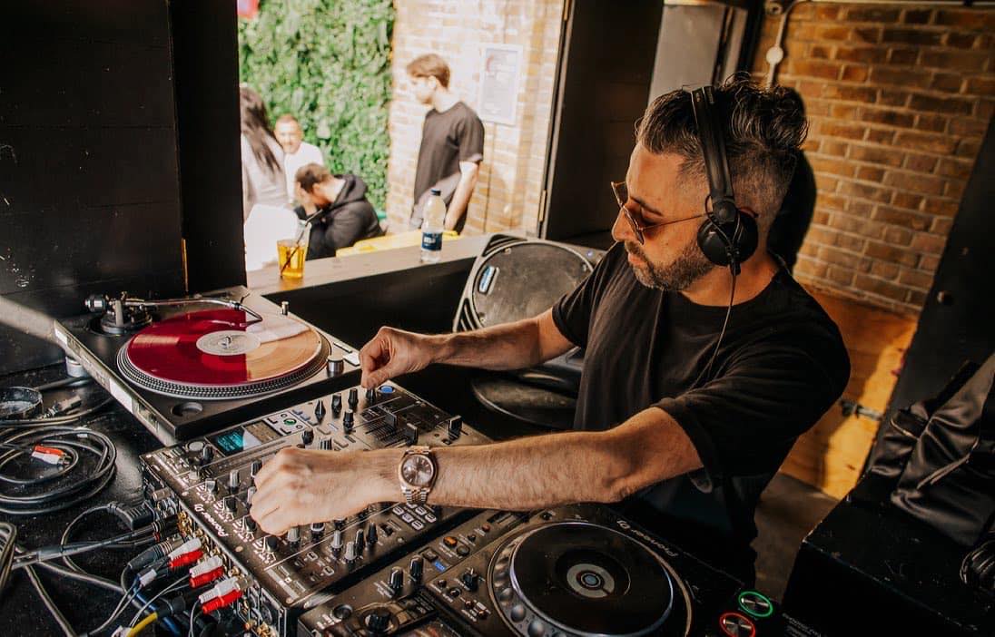 Darius Syrossian + Very Special Headliner [Afterparty]