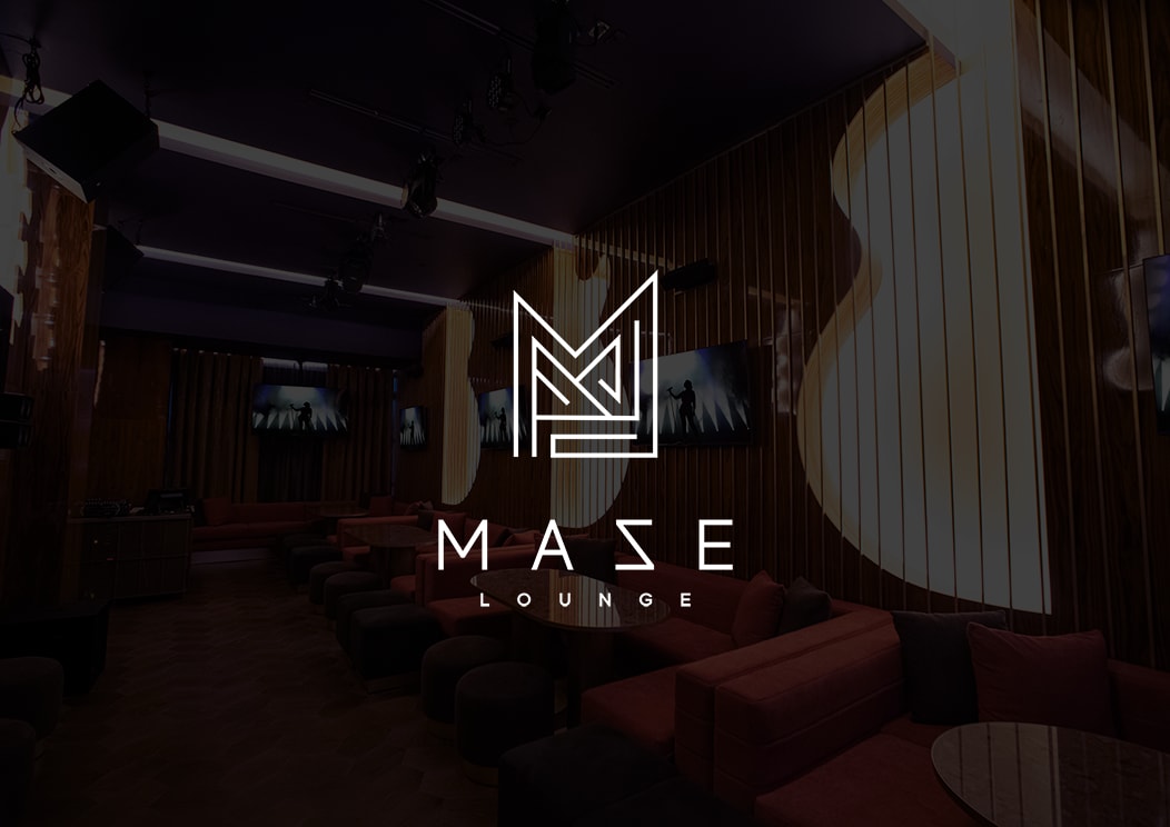 Maze Lounge: Formula 1 Race Weekend