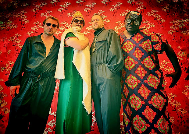 Guembri Superstar Feat. Lova Lova & Emma Lamadji