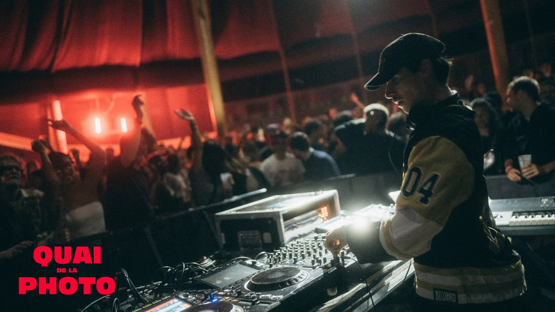 Vernissage Teenage Dream · Baz Dj Set