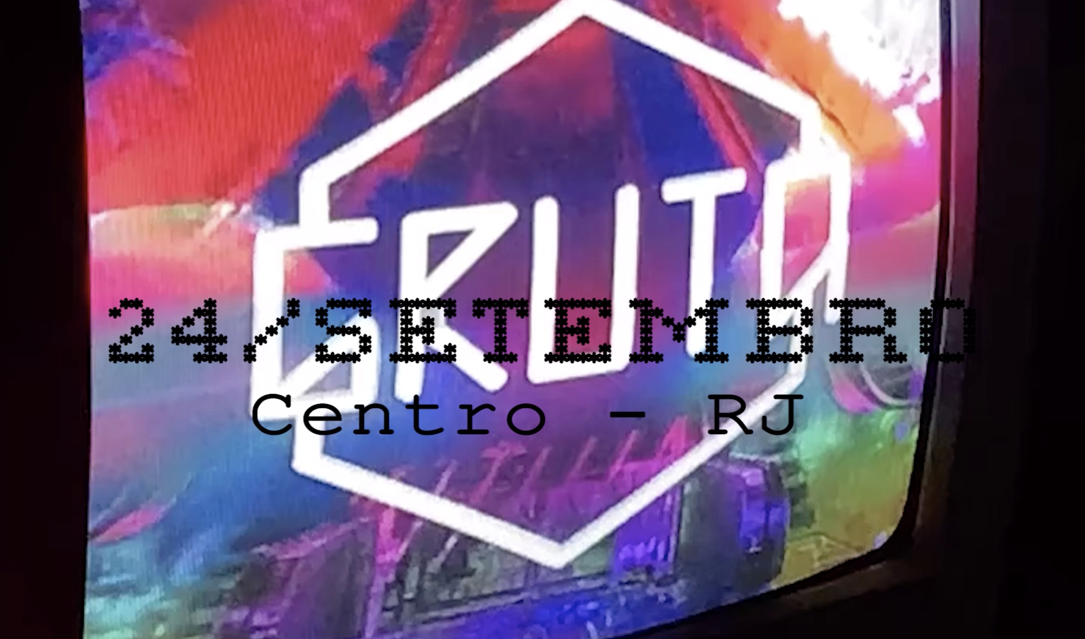 Gruta Na Rua - Brotando Entre Paralelepípedos