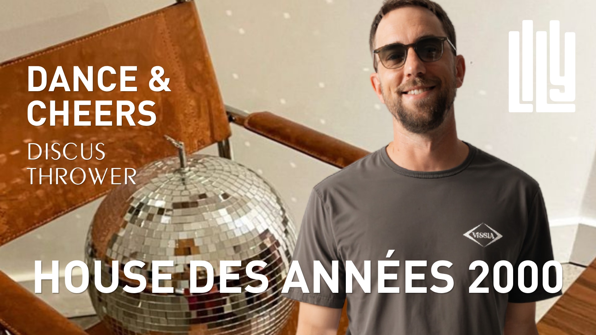House 2000 Avec Discus Thrower