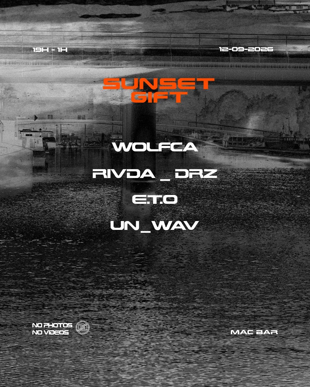 Sunset Gift X Macbar