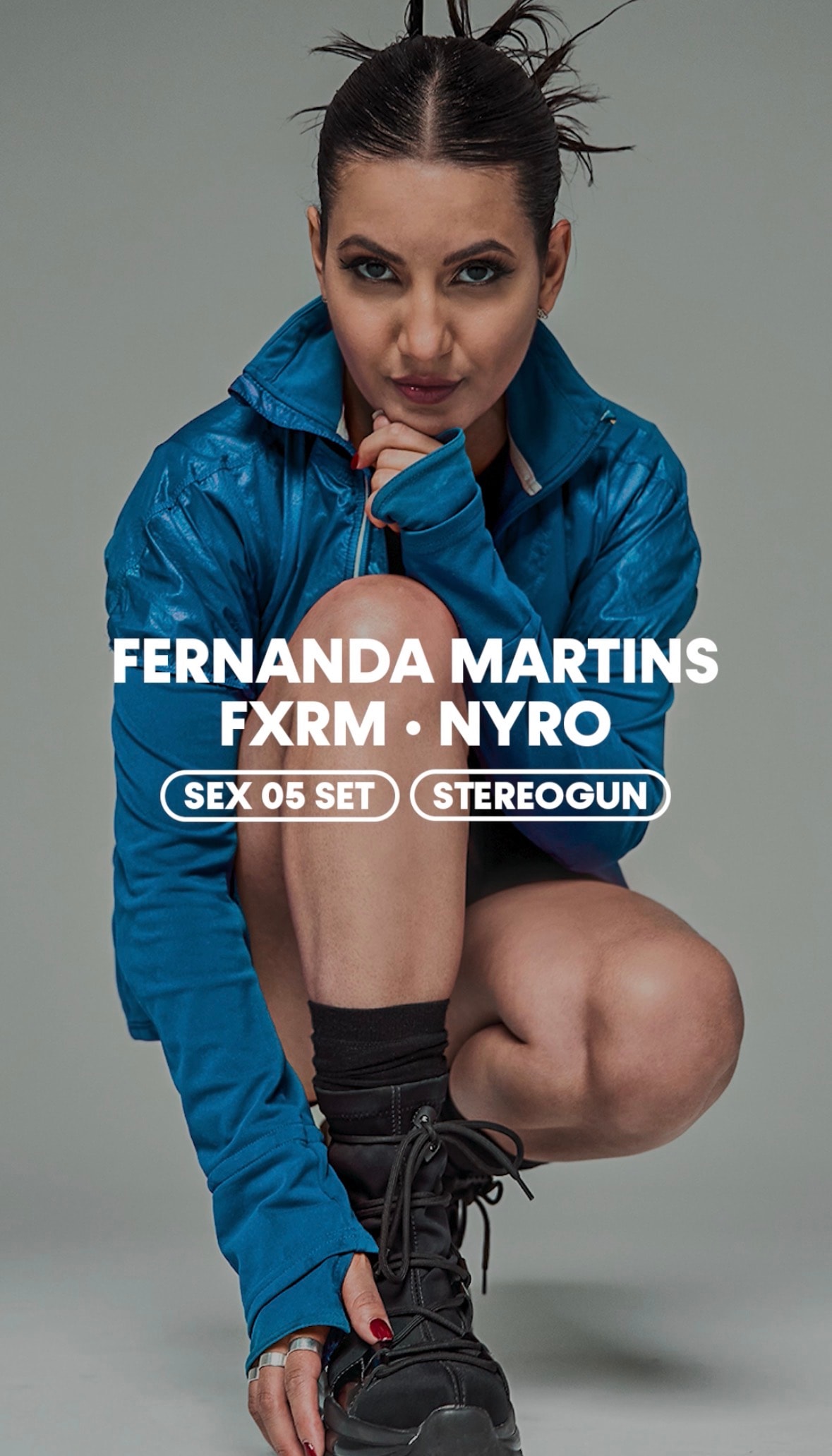 Fernanda Martins Na Stereogun