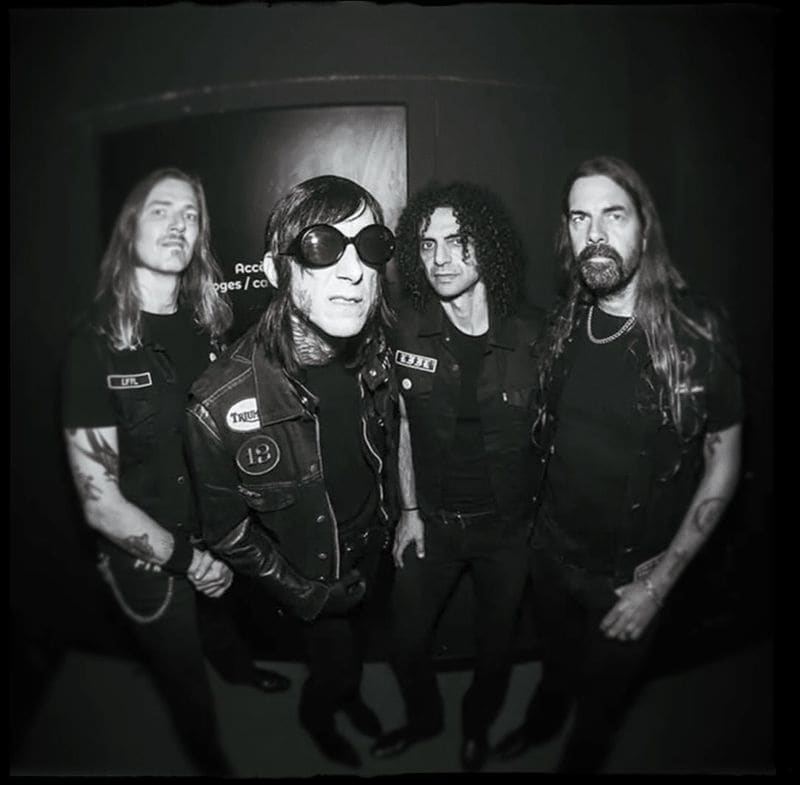 The Lords Of Altamont / Guitar Wolf / Pussy Miel